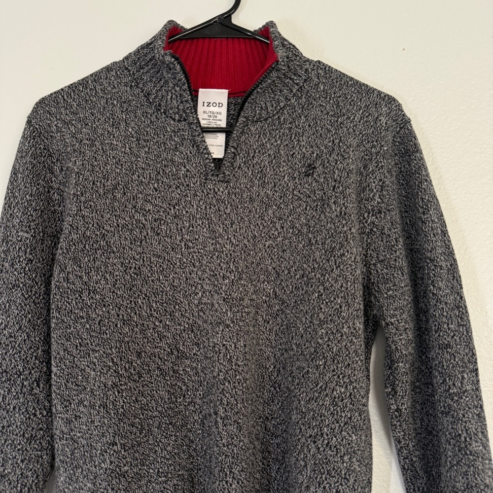 IZOD Boys Quarter Zip Sweater XL (18-20) Gray Knit Pullover - Picture 4 of 6